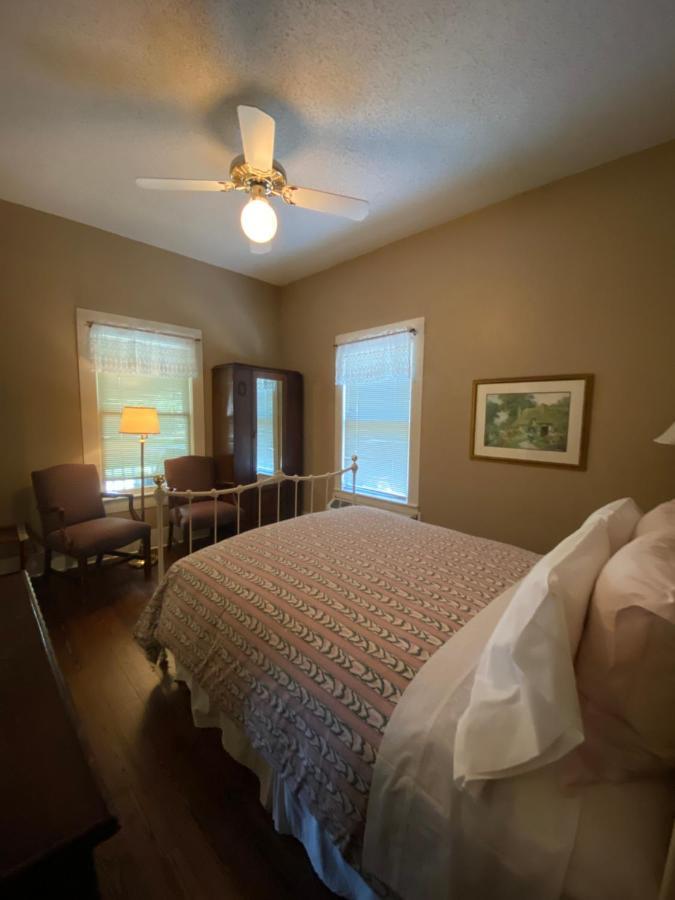 Inn On The River Glen Rose Exterior foto
