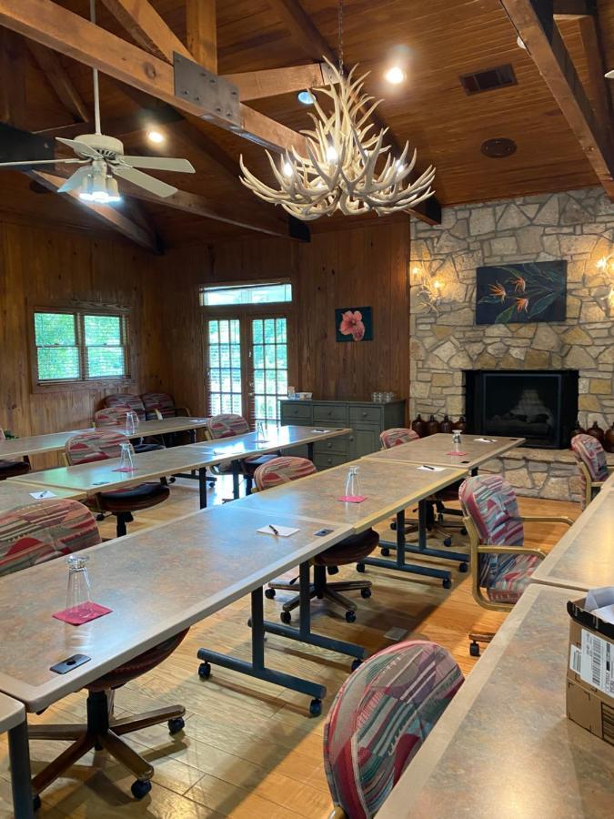 Inn On The River Glen Rose Exterior foto